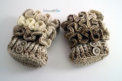 Ruffled Baby Booties