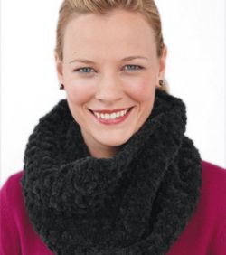 Cushy Crochet Cowl