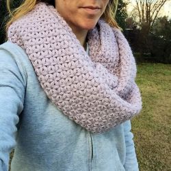 Star Stitch Cowl