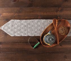 Tissiere Table Runner