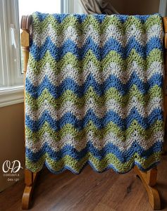 Tranquil Waves Ripple Blanket