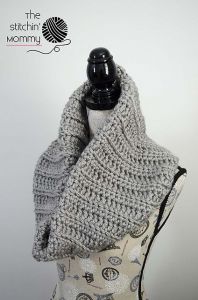 Chunky Ribbed Cowl