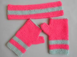 Crocheted finger less hand warmer