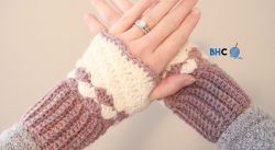 Shell Stitch Wrist Warmers